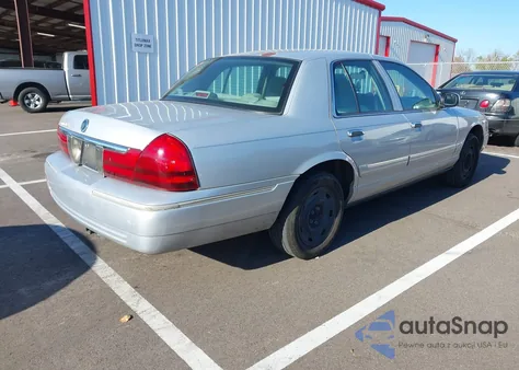 2003 Mercury Grand Marquis Gs z USA, uszkodzony, nr VIN 2MEFM74W63X671957